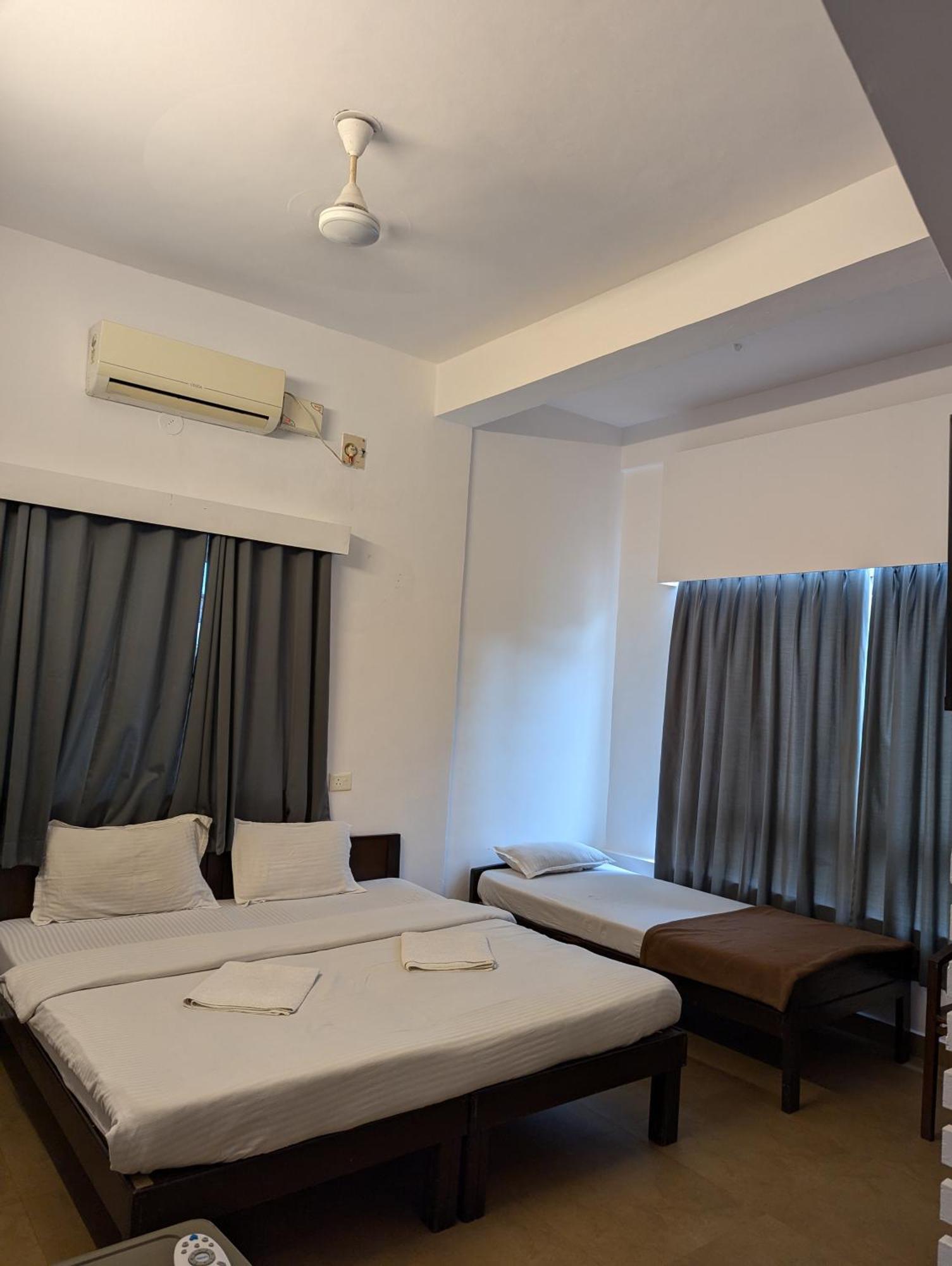 Hotel White Season Calangute Zewnętrze zdjęcie